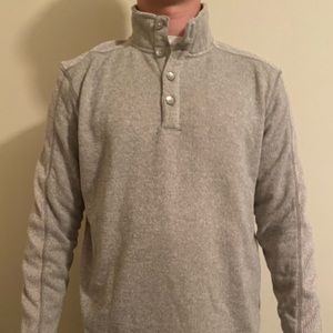 Van Huesen button up sweater
